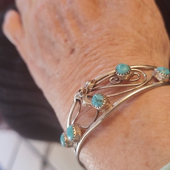 Native American sterling turquoise bracelet - Picture 3 of 3